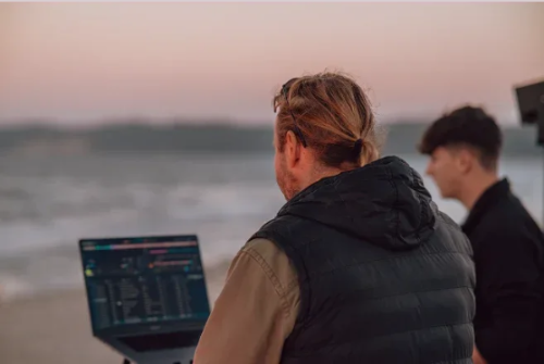 Group_643 - The Binz Collection